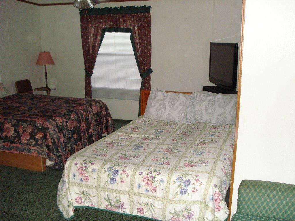 Comfort Green Motel Thayer Bagian luar foto