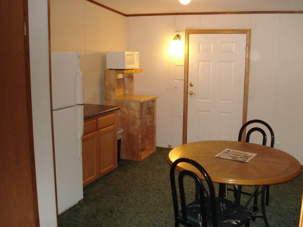 Comfort Green Motel Thayer Bagian luar foto